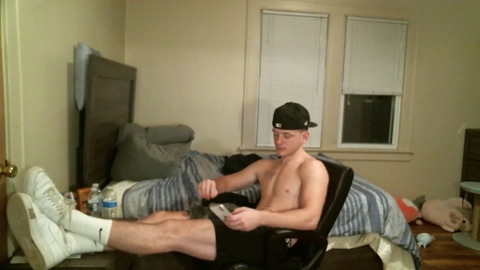 sexylax69  02-10-2022